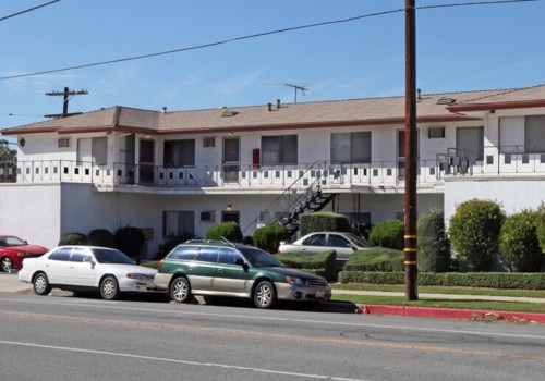How Does Granada Hills, California's Neighborhood Organization Work to Improve the Community?